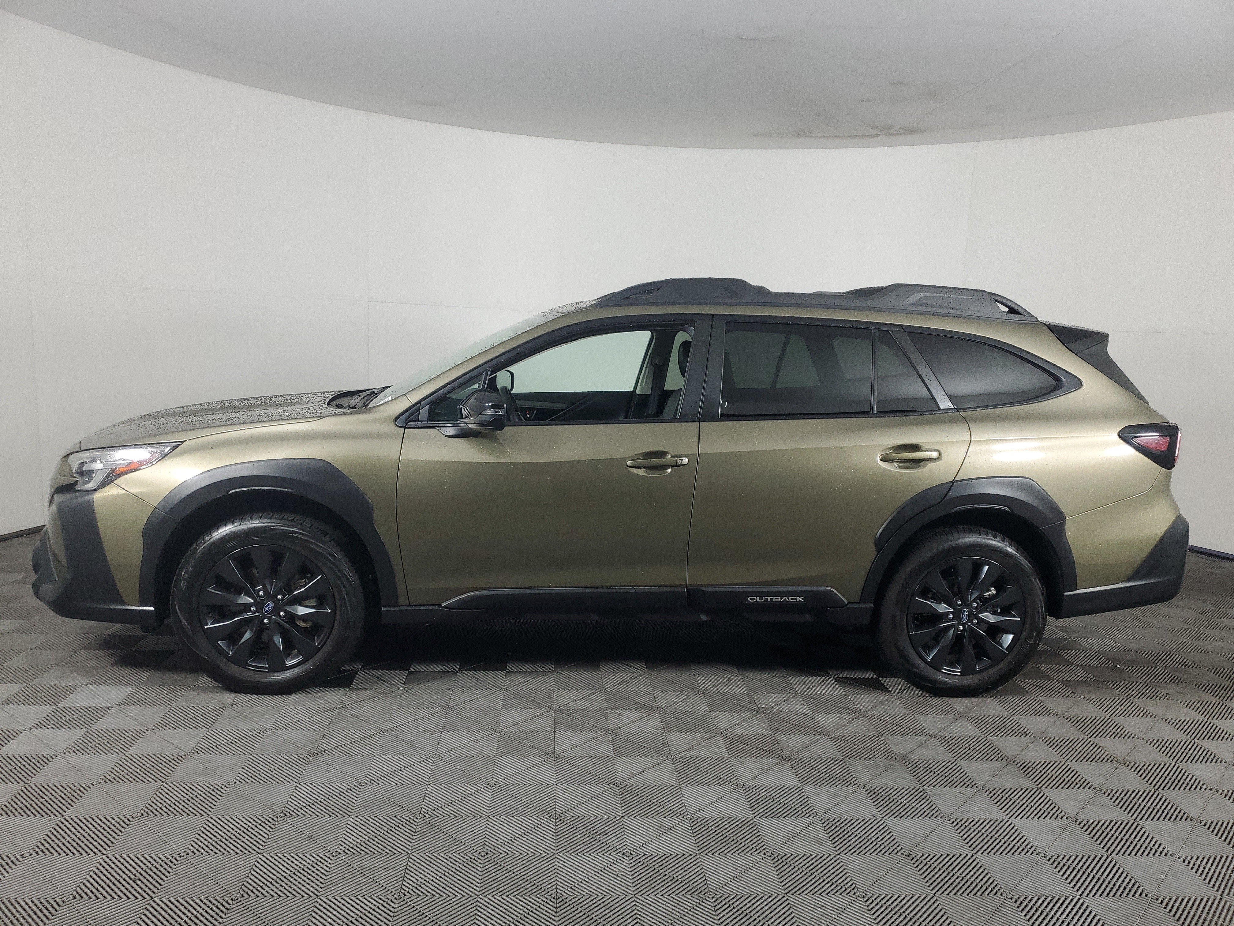 Used 2024 Subaru Outback Onyx Edition AWD/4WD image 7