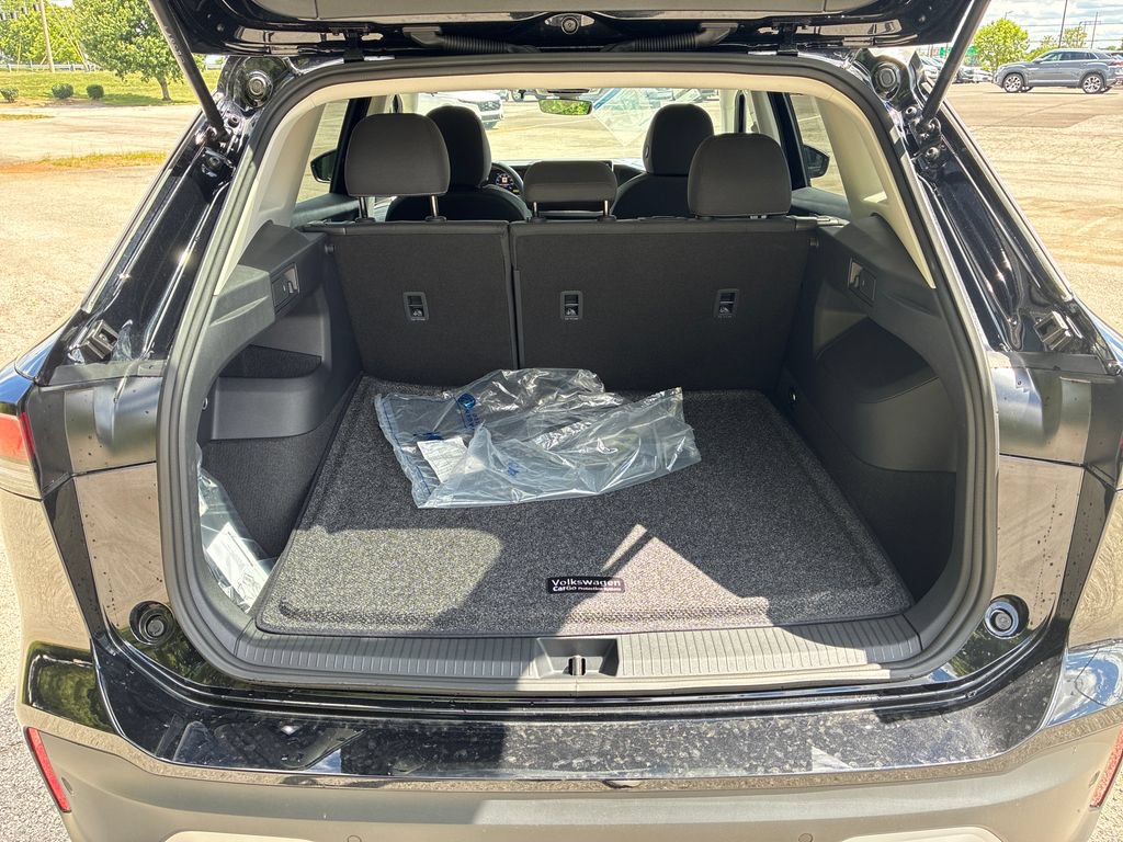 New 2026 Volkswagen Tiguan S AWD/4WD image 19