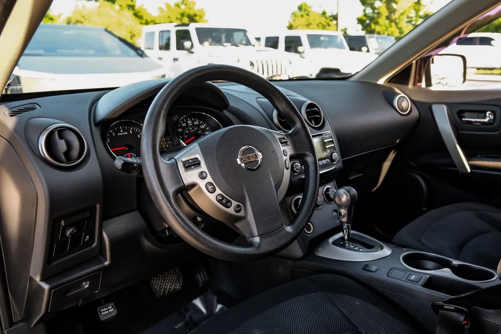 Used 2015 Nissan Rogue S w/ Convenience Package image 12