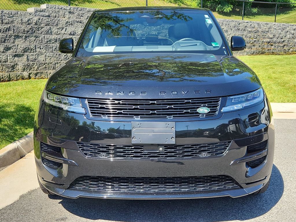 Used 2025 Land Rover Range Rover Sport Dynamic SE AWD/4WD image 8