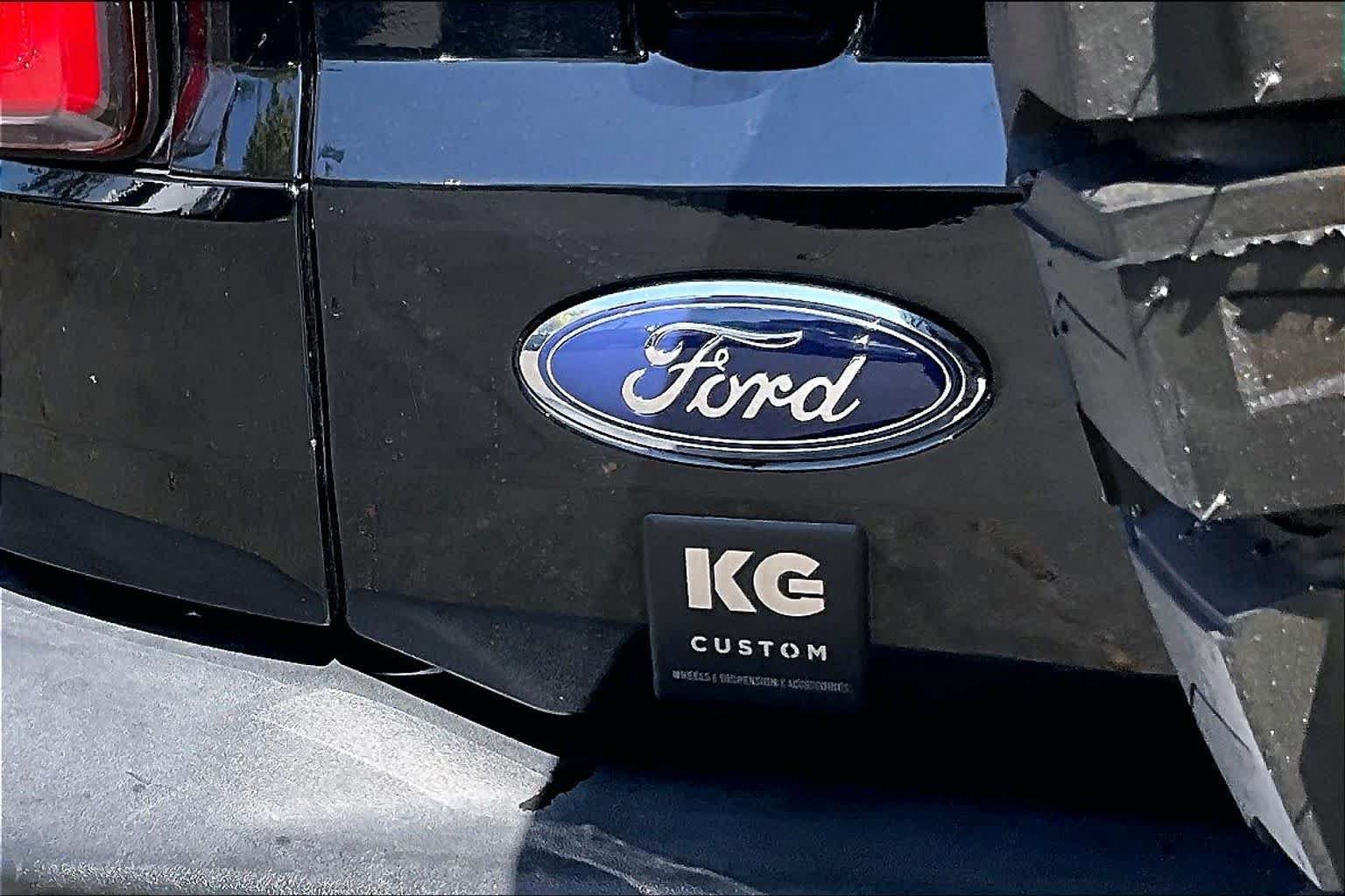 Used 2023 Ford Bronco Outer Banks AWD/4WD image 9