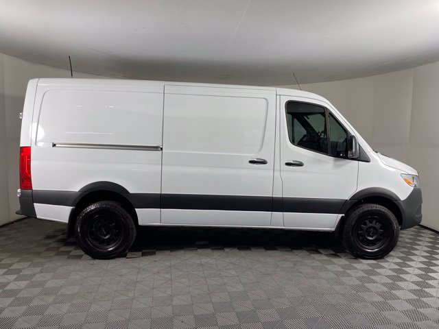 Used 2025 Mercedes-Benz Sprinter 2500 image 5
