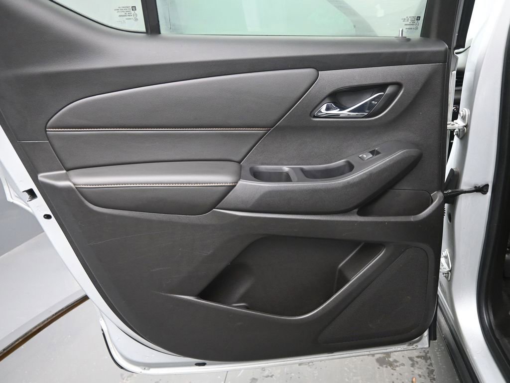 Used 2018 Chevrolet Traverse LS image 15