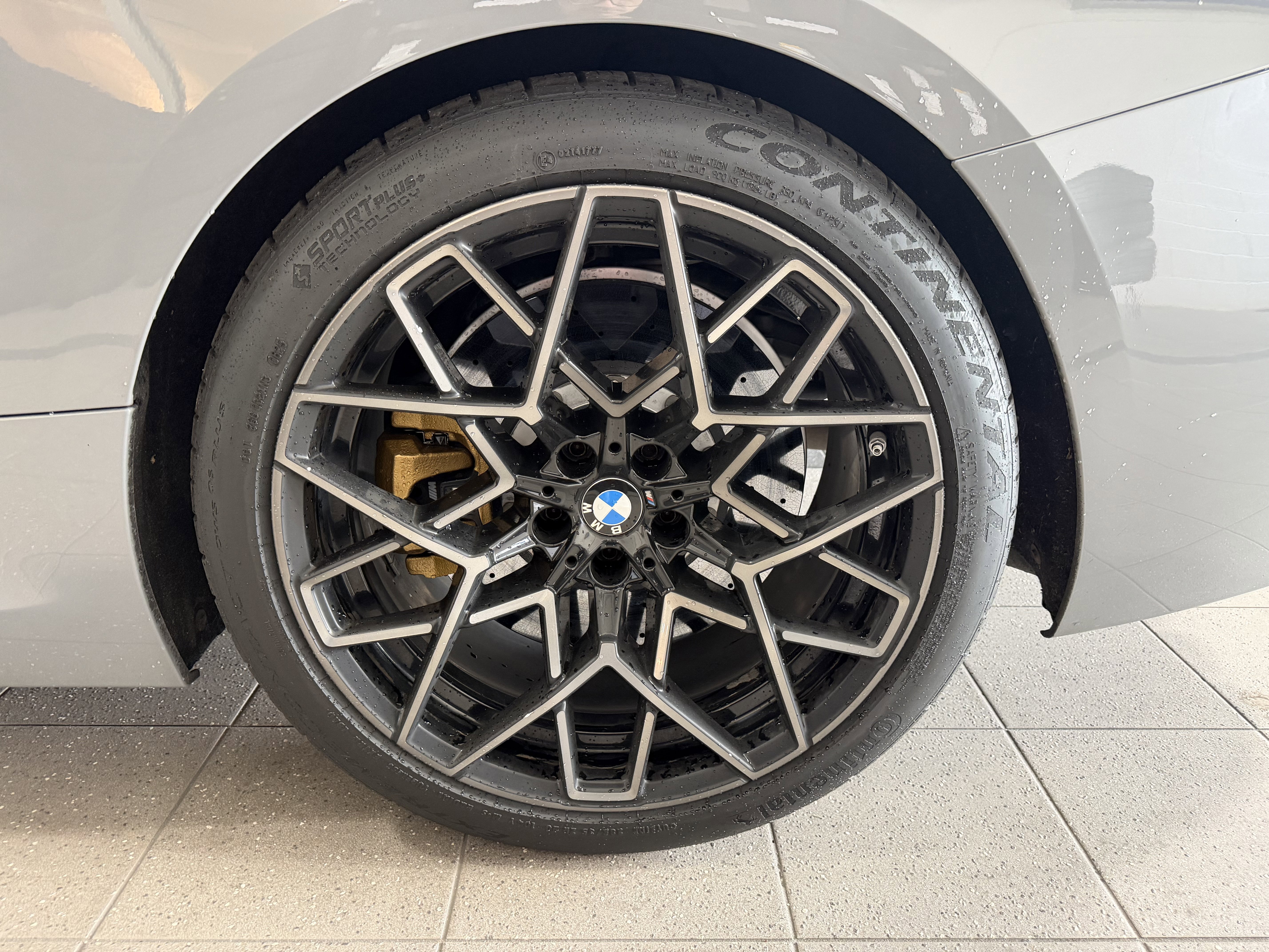 Used 2020 BMW M8 Competition w/ M Carbon Exterior Package AWD/4WD image 7