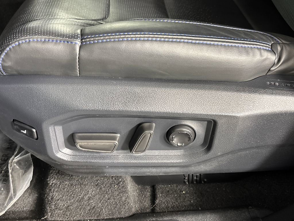 Used 2025 Toyota Tundra Platinum image 10