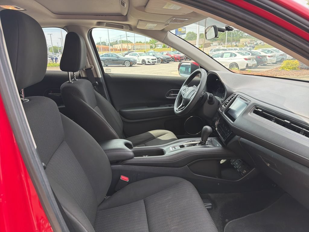Used 2017 Honda HR-V EX image 25