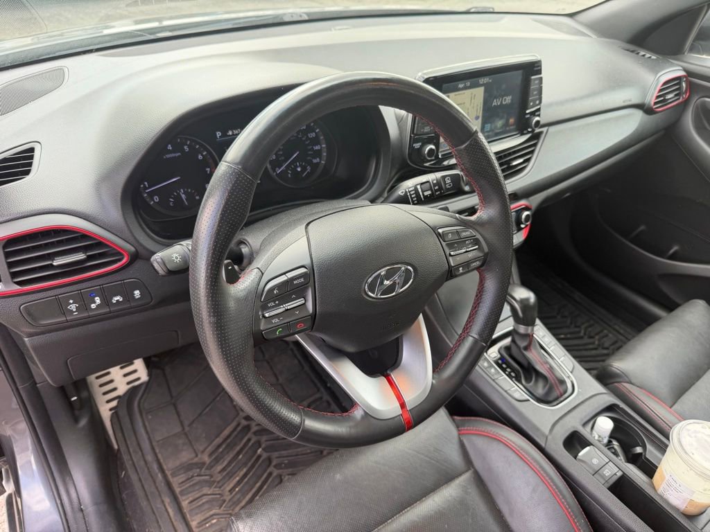 Used 2018 Hyundai Elantra GT Sport w/ Sport Tech Package 04 image 9