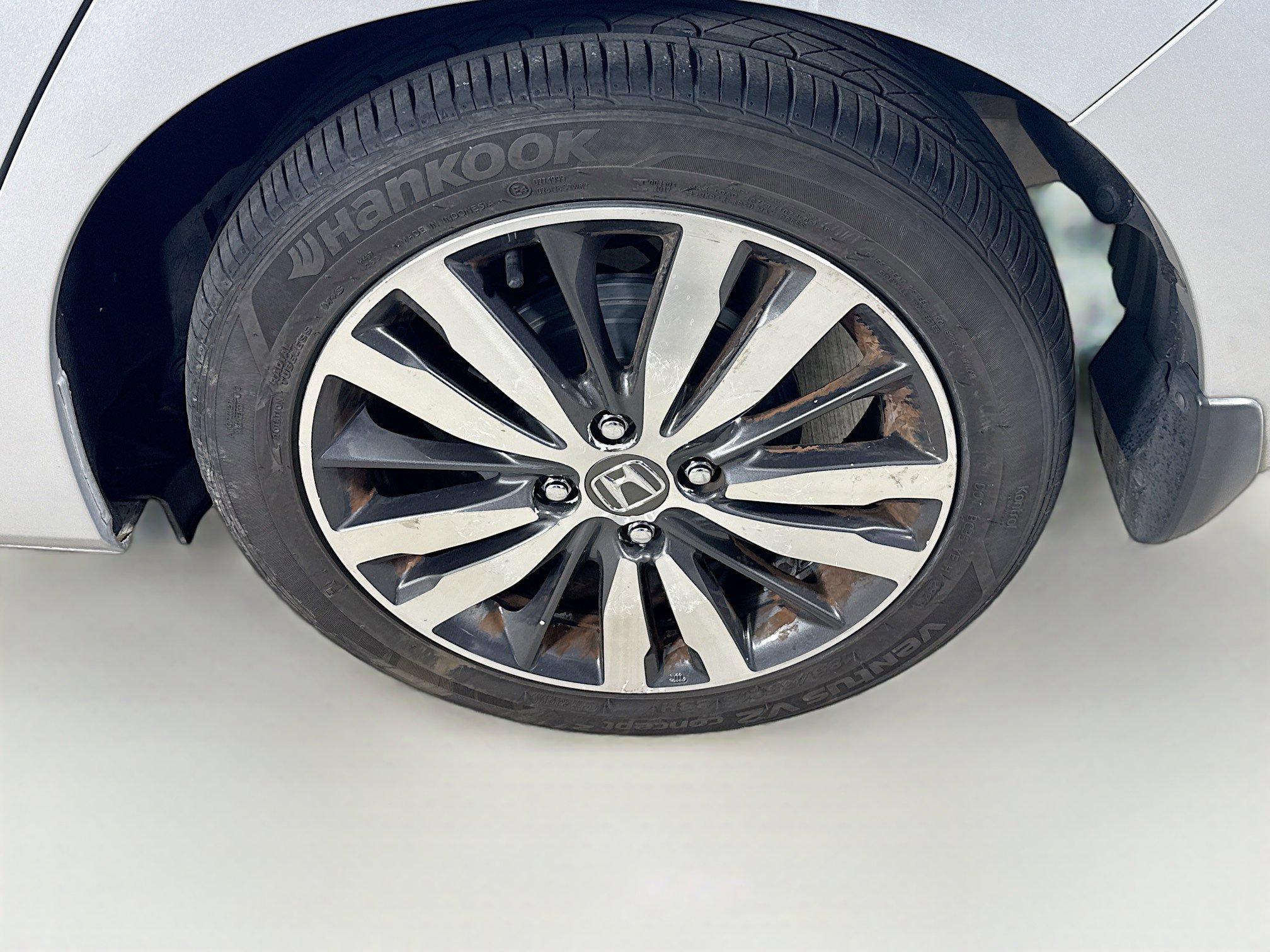 Used 2015 Honda Fit EX image 36