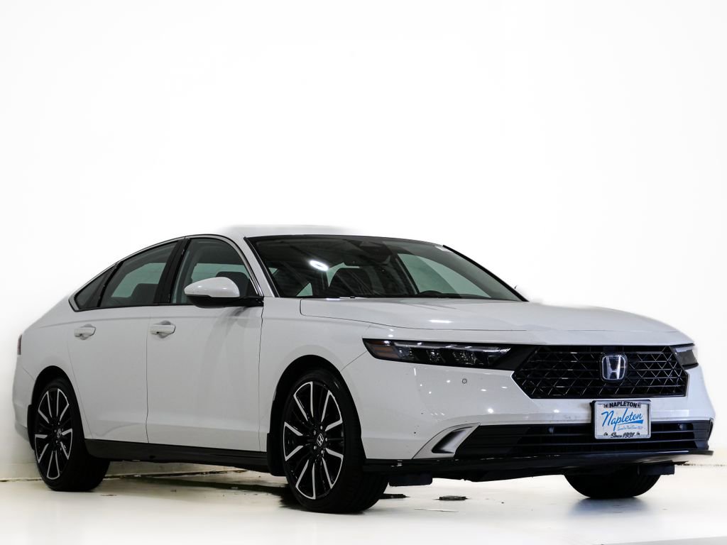 Used 2024 Honda Accord Touring image 1