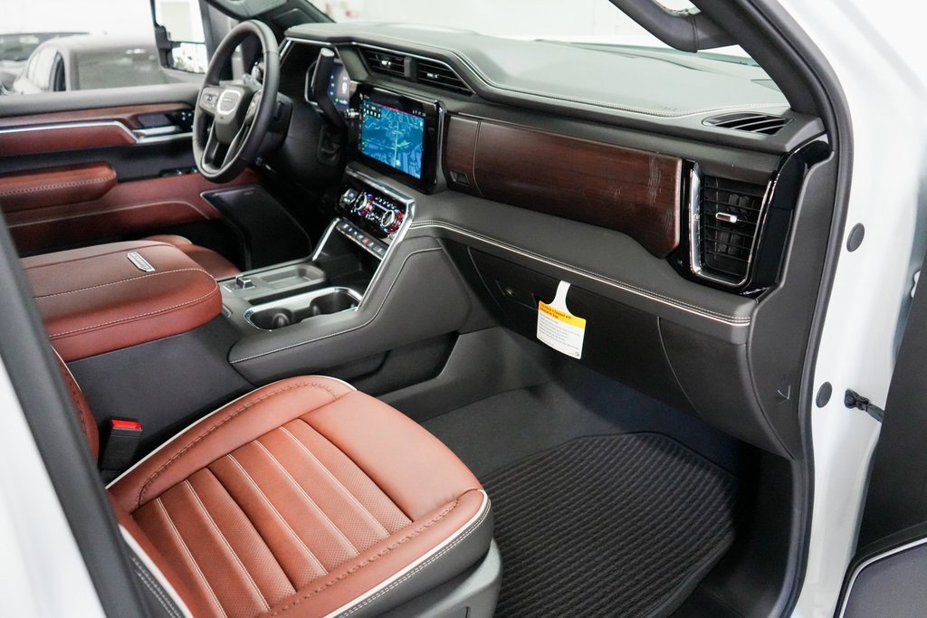 Used 2026 GMC Sierra 2500 Denali Ultimate image 14