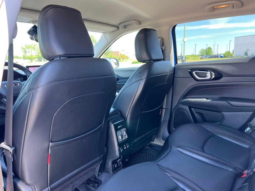 Used 2022 Jeep Compass Trailhawk w/ Trailhawk Elite Group AWD/4WD image 40