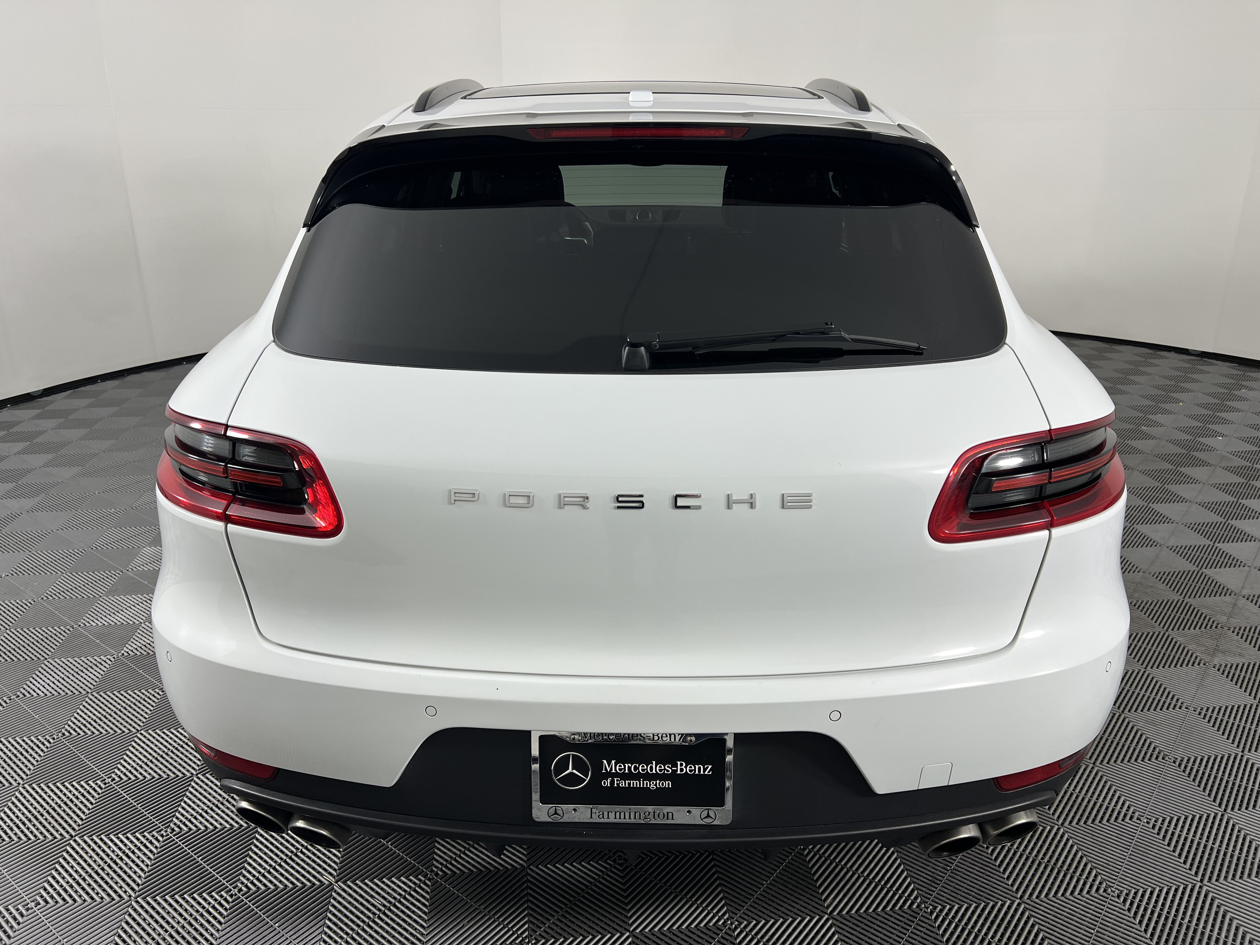 Used 2018 Porsche Macan S AWD/4WD image 11
