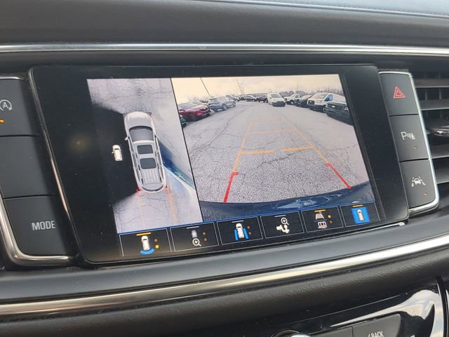 Used 2023 Buick Enclave Avenir w/ Avenir Technology Package image 17