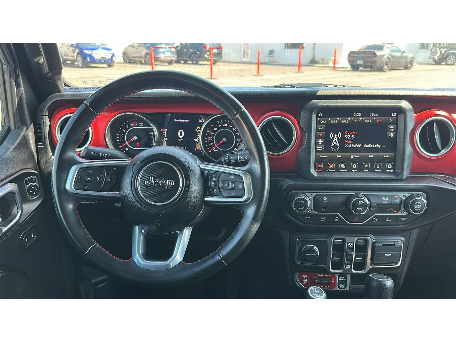 Used 2022 Jeep Wrangler Unlimited Rubicon w/ Xtreme Recon 35" Tire Package AWD/4WD image 22