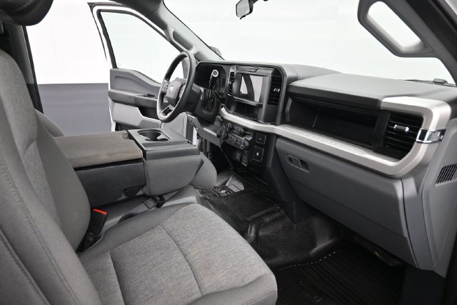 Used 2025 Ford F350 XL AWD/4WD image 27