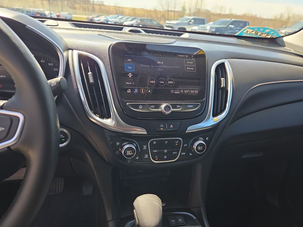 Certified 2024 Chevrolet Equinox Premier image 17