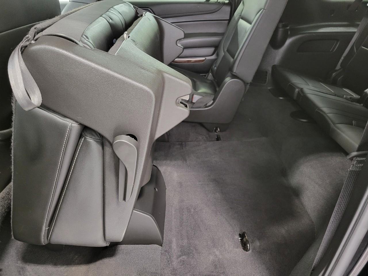 Used 2020 GMC Yukon XL SLT w/ Open Road Package image 27