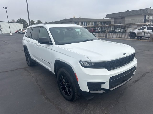 Used 2024 Jeep Grand Cherokee L Laredo