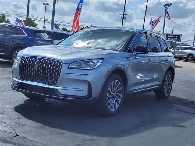 Used 2023 Lincoln Corsair Reserve w/ Equipment Group 202A image 3