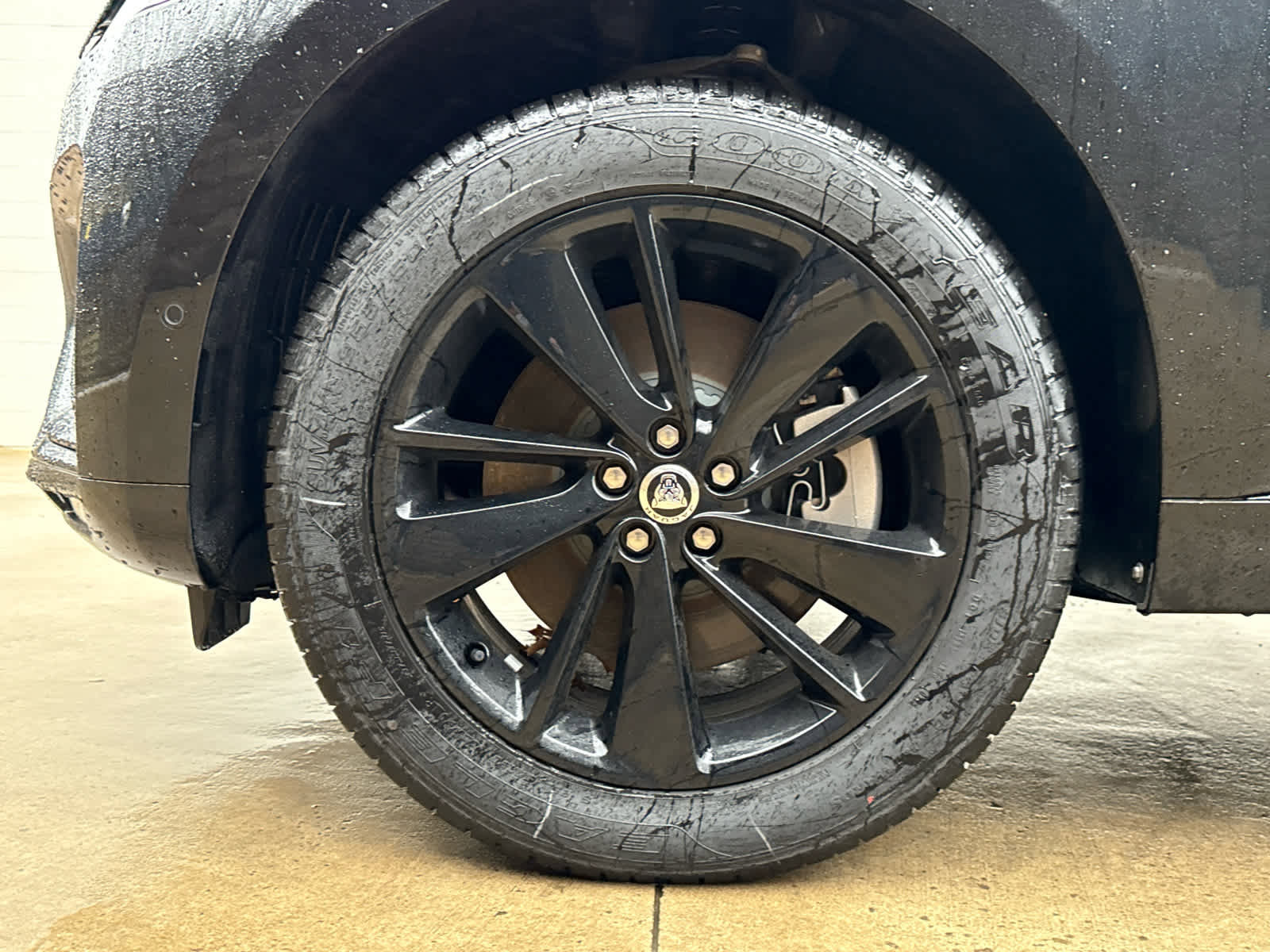 New 2026 Jaguar F-PACE R-Dynamic S image 6