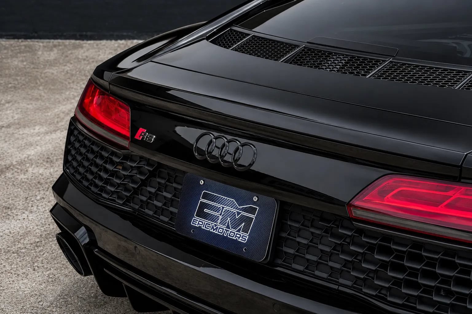 Used 2021 Audi R8 V10 RWD image 39