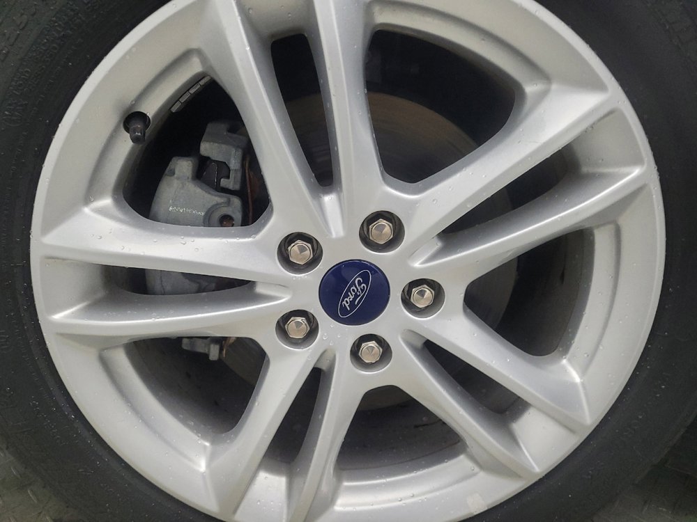Used 2018 Ford Fusion S FWD image 31