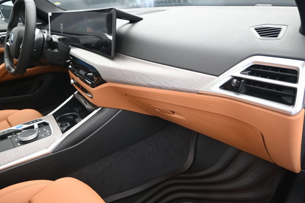 New 2026 BMW i4 eDrive40 w/ Premium Package RWD image 24