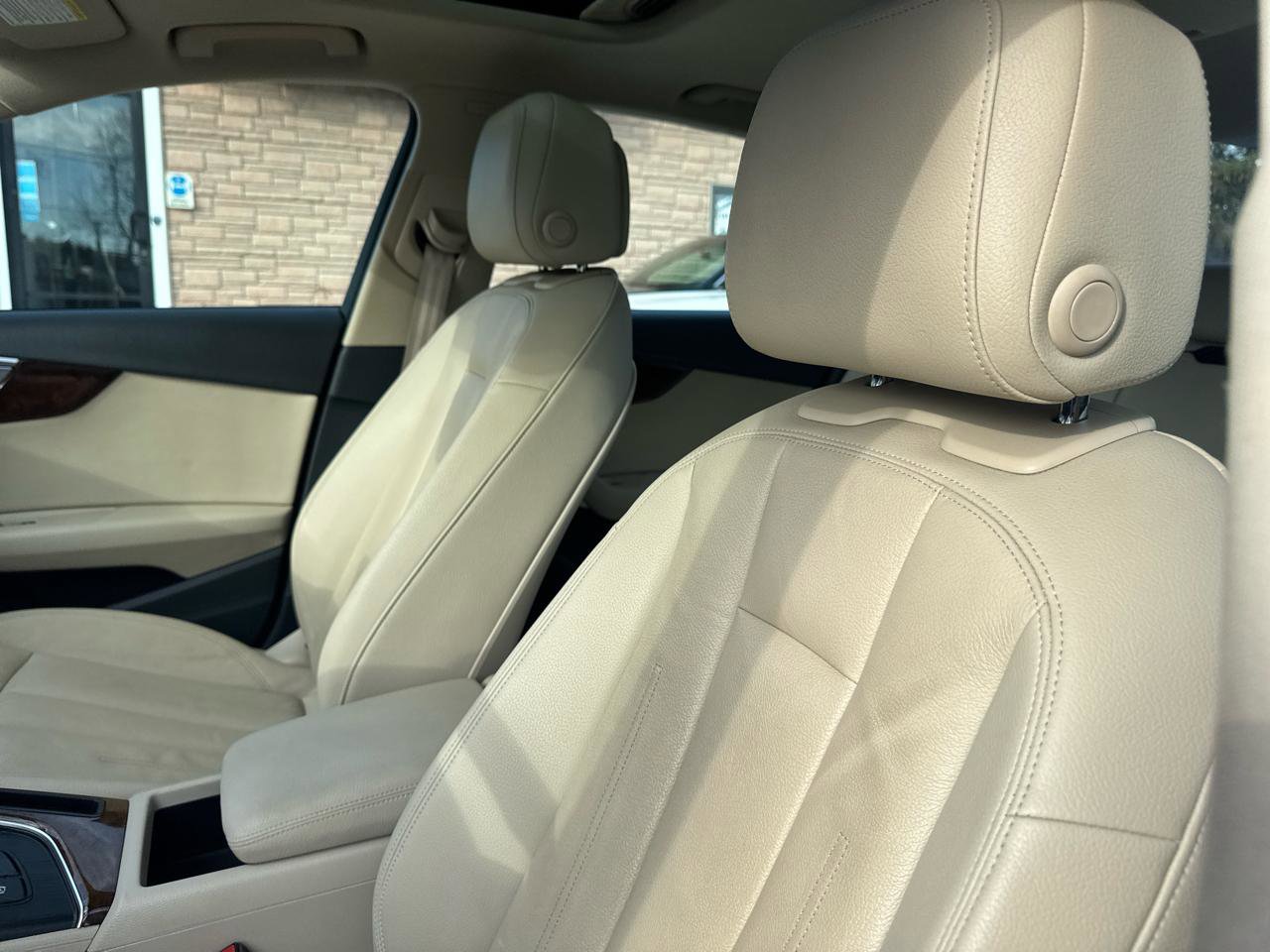 Used 2017 Audi A4 2.0T Premium w/ Convenience Package image 30