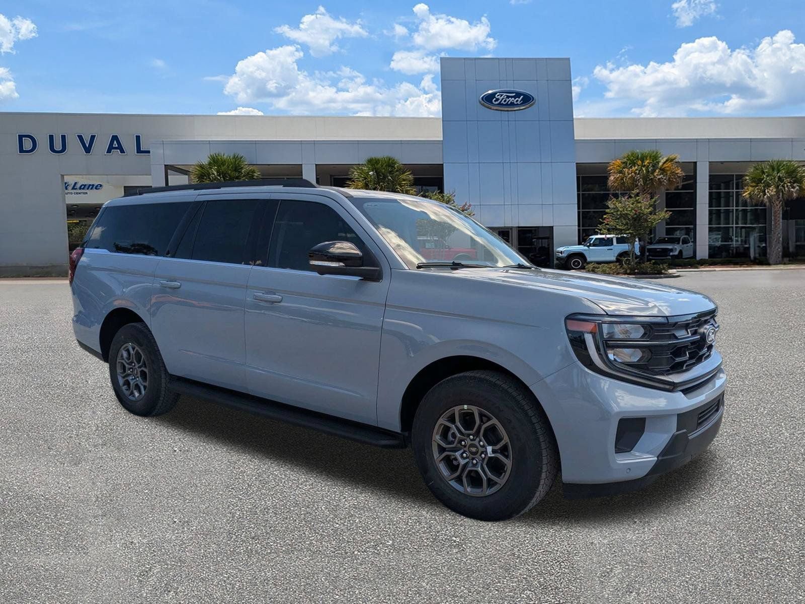 New 2027 Ford Expedition Max Active AWD/4WD image 2