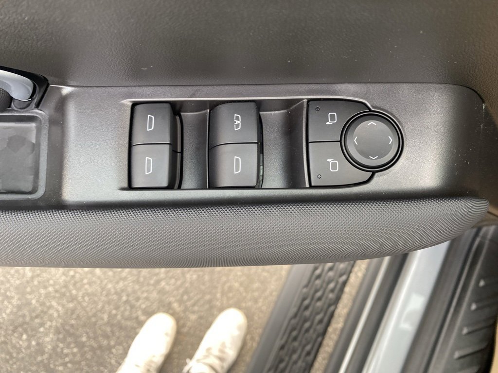 New 2025 Chevrolet Colorado Z71 image 11