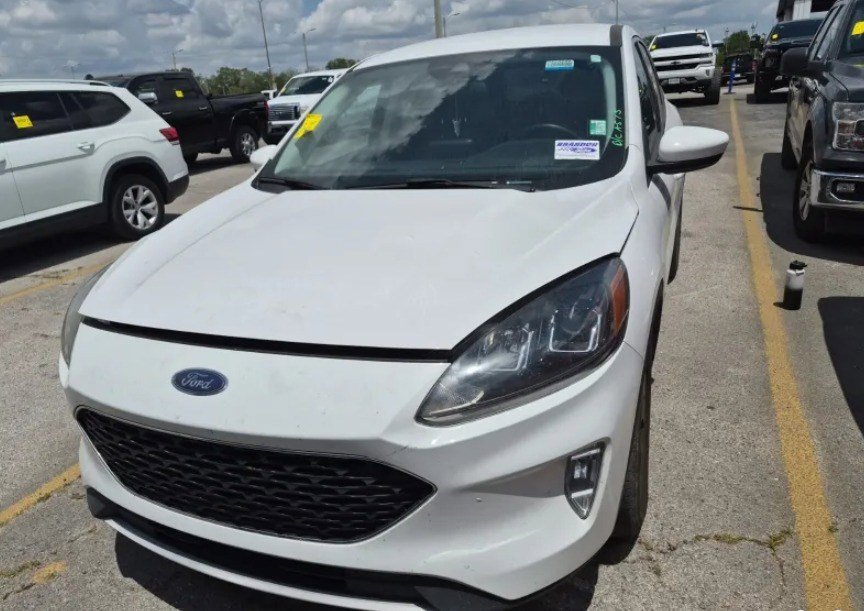 Used 2022 Ford Escape SEL FWD image 4