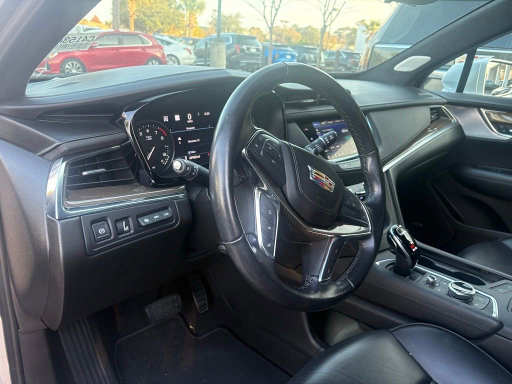 Used 2020 Cadillac XT5 Premium Luxury w/ Platinum Package image 6