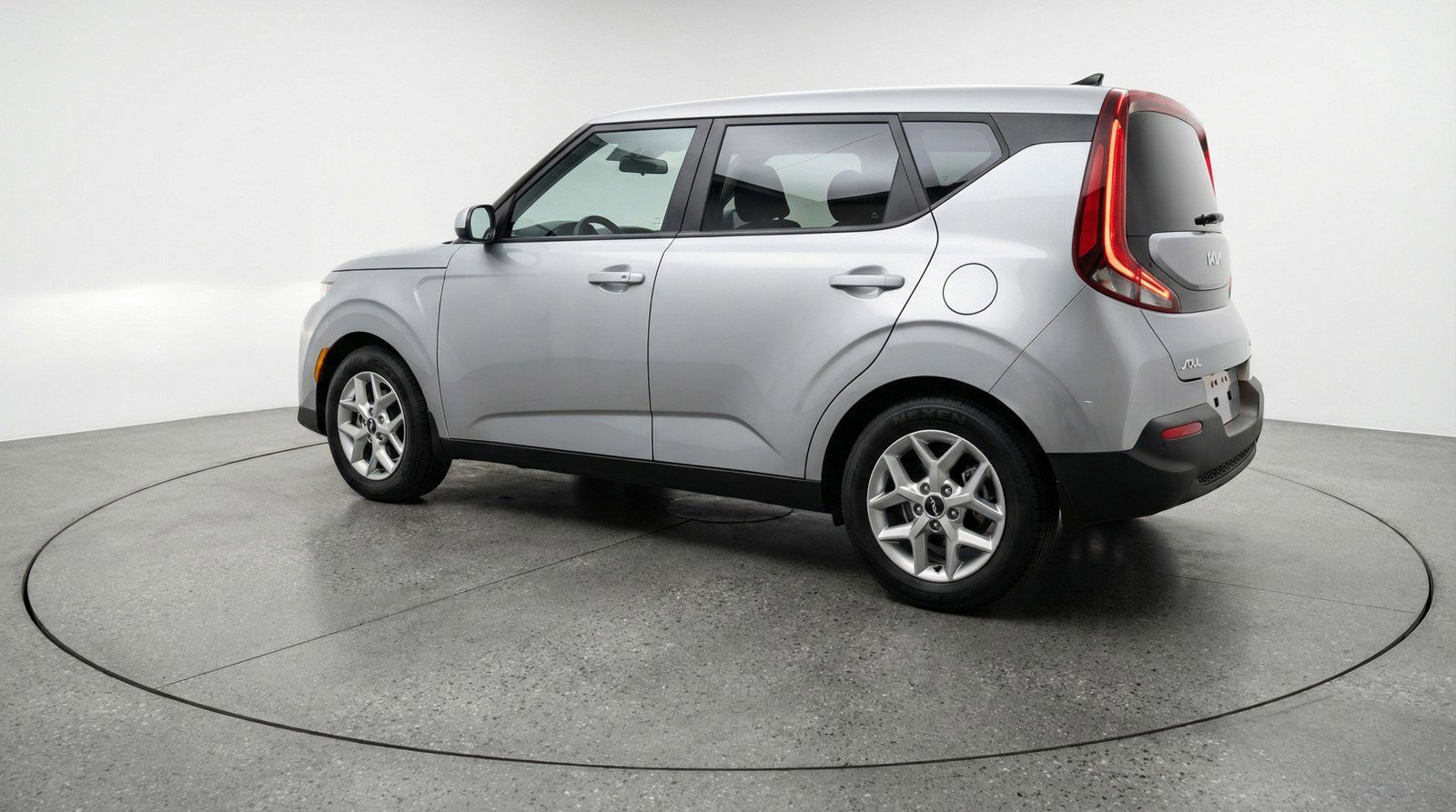 Used 2025 Kia Soul LX w/ LX Technology Package image 6