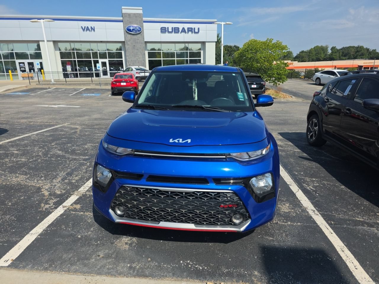Used 2022 Kia Soul GT-Line FWD image 2