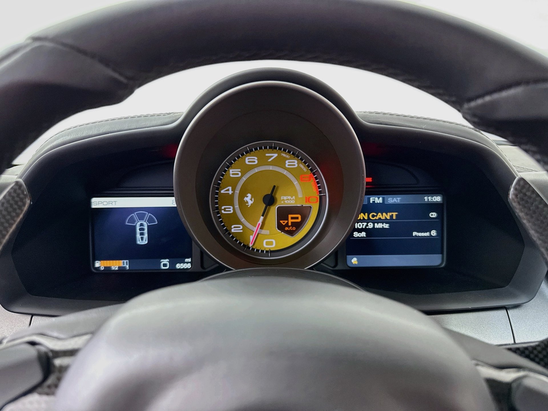 Certified 2014 Ferrari 458 Italia Coupe RWD image 11
