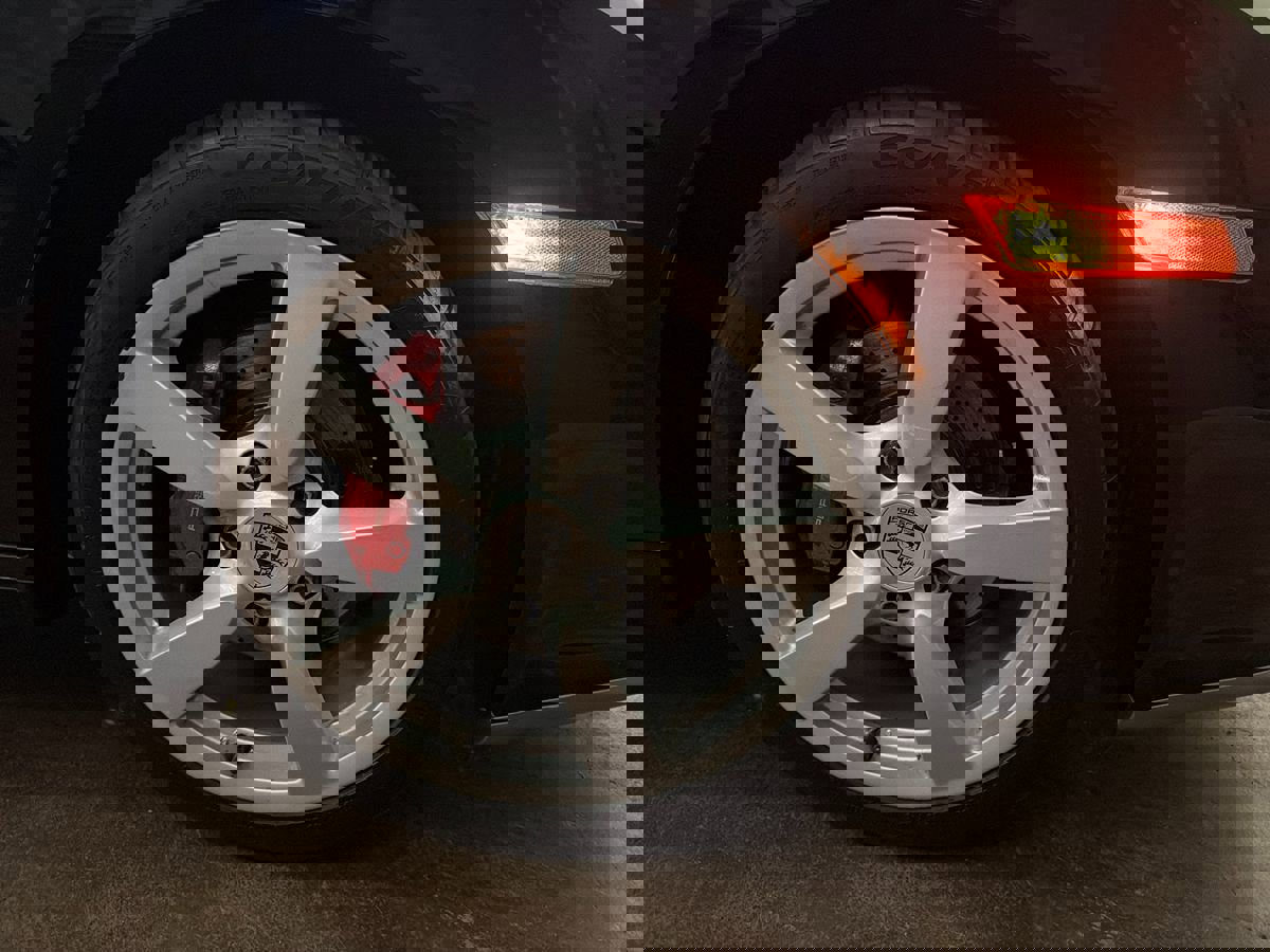 Used 2006 Porsche Cayman S image 18