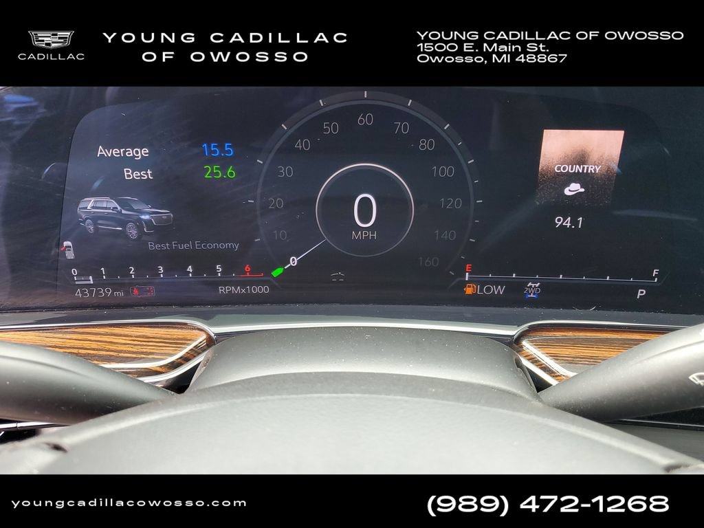 Certified 2022 Cadillac Escalade Premium Luxury w/ LPO, Illumination Package AWD/4WD image 13