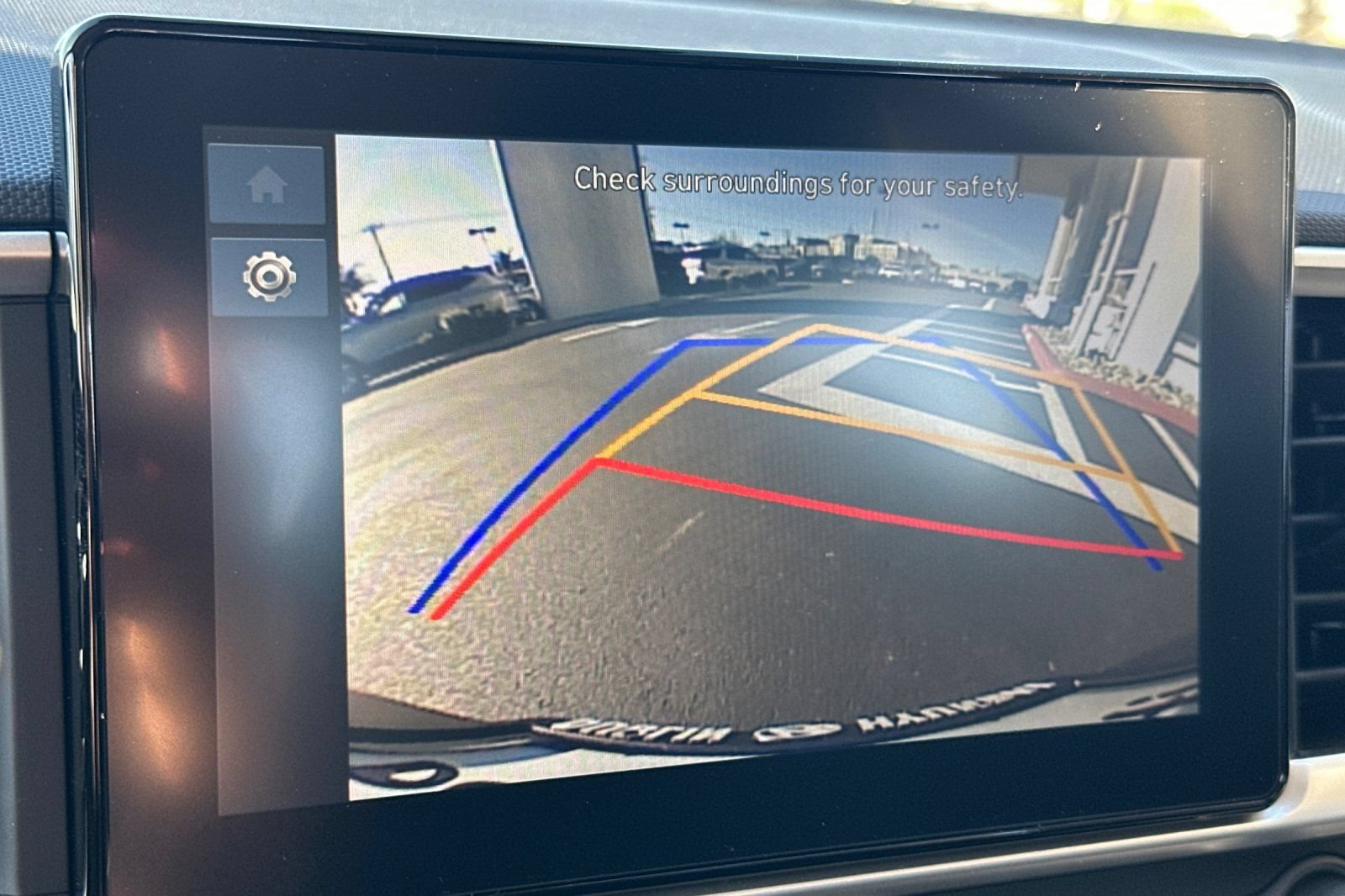 Certified 2026 Hyundai Venue SEL FWD image 22
