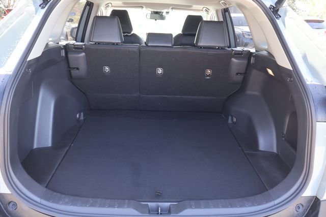 Used 2020 Toyota RAV4 XLE Premium image 18