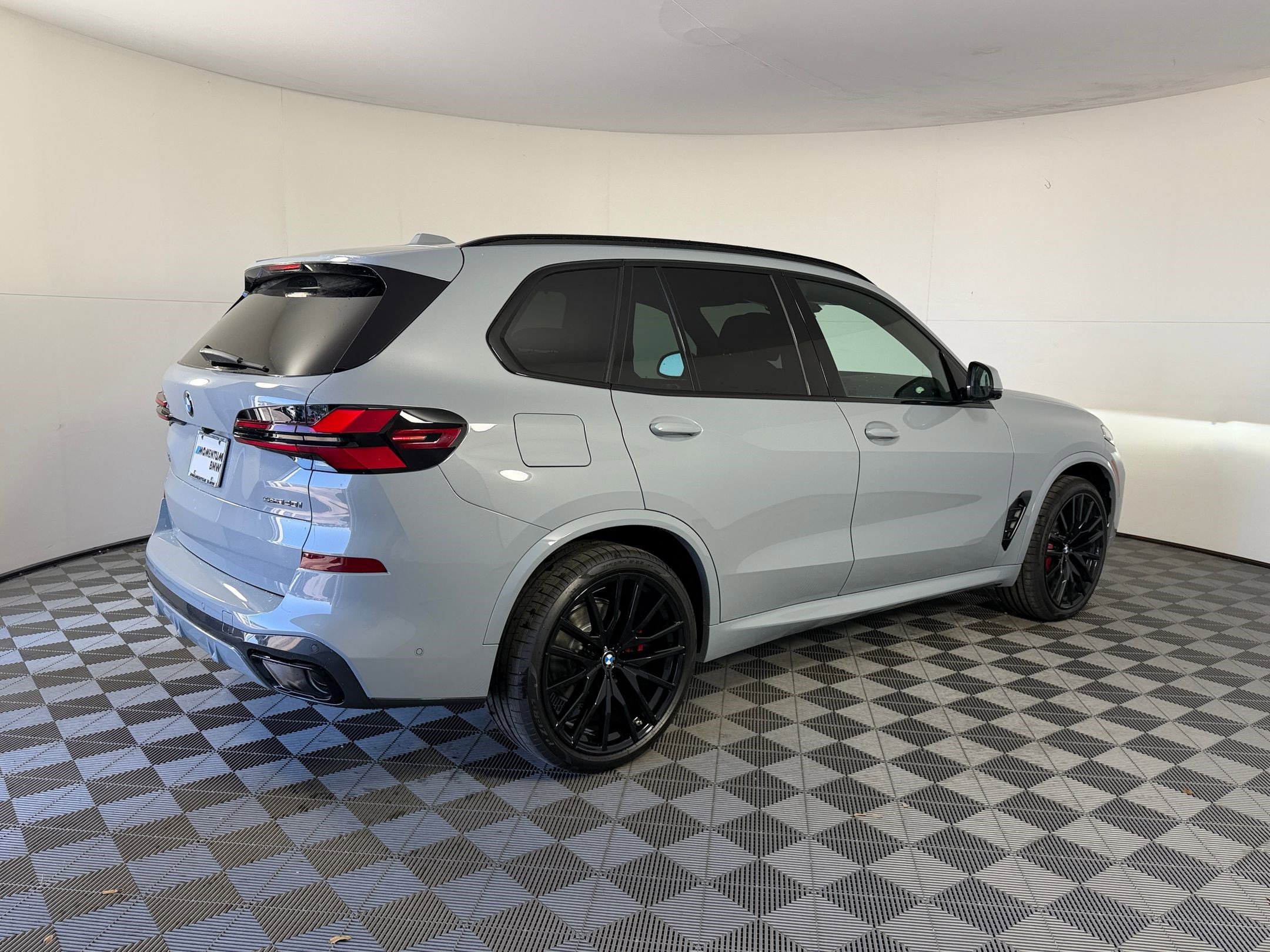 New 2026 BMW X5 sDrive40i w/ M Sport Package RWD image 9