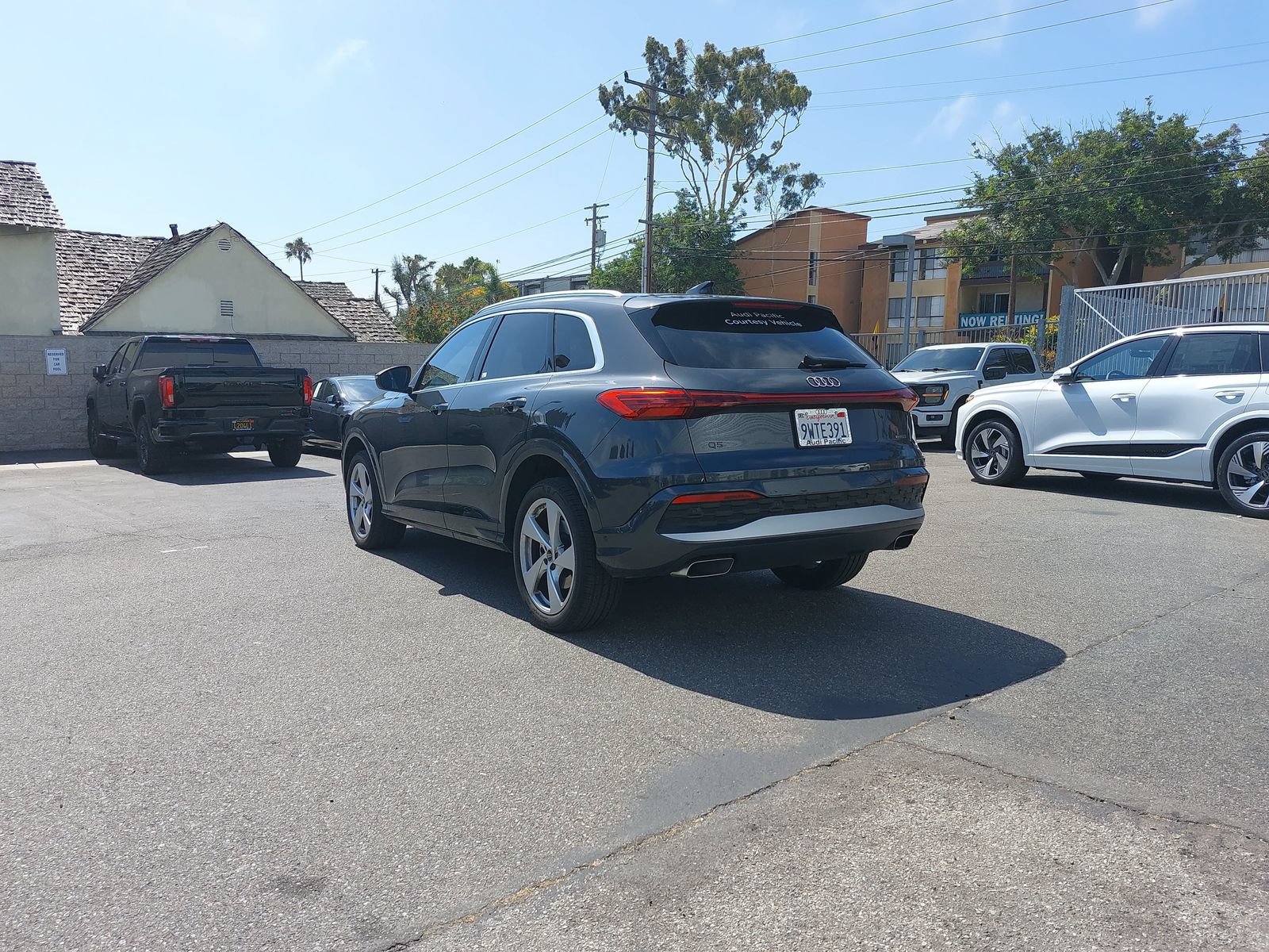Used 2025 Audi Q5 Premium w/ Premium Plus AWD/4WD image 4