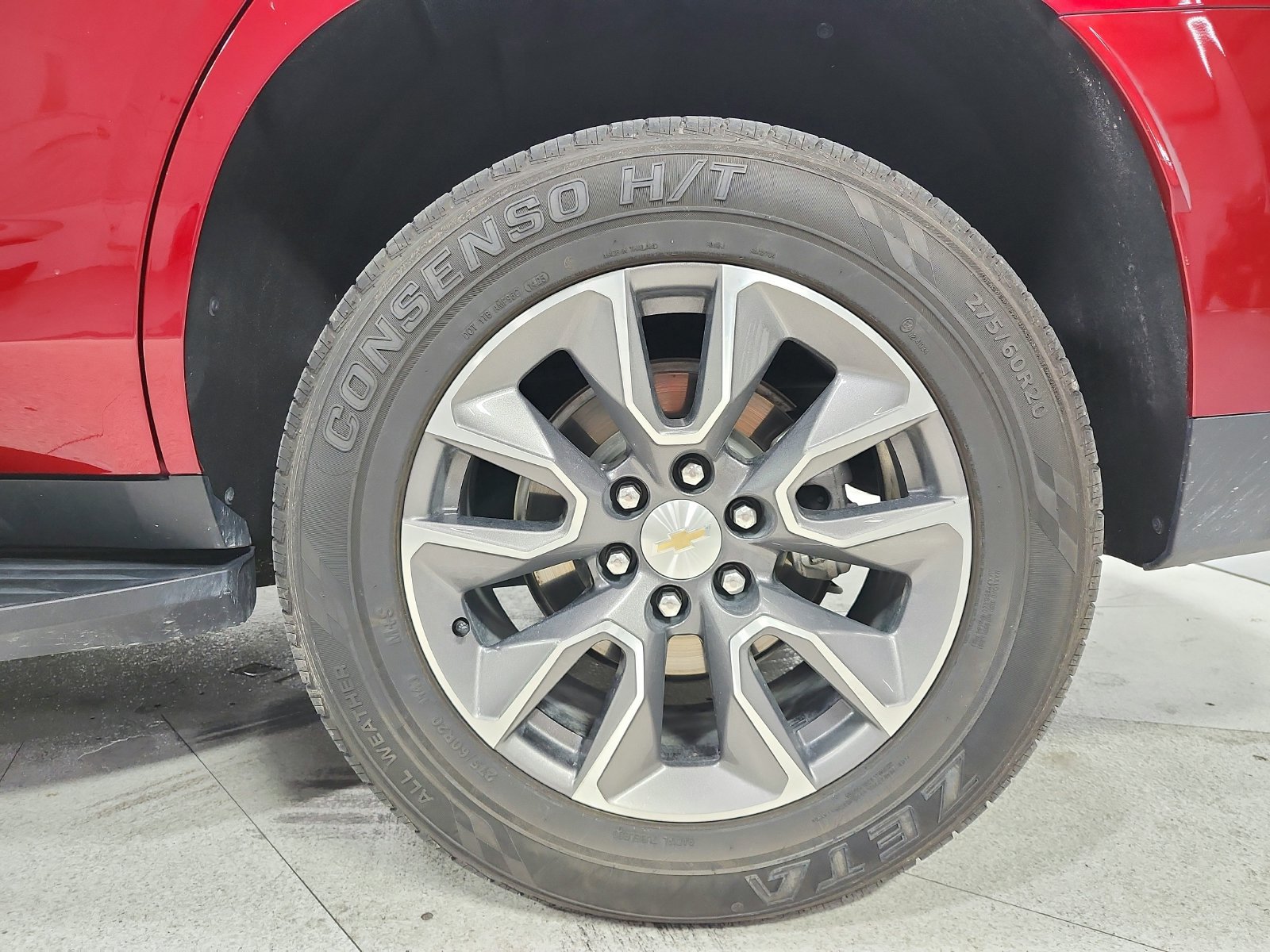 Used 2023 Chevrolet Tahoe LT w/ Luxury Package RWD image 21