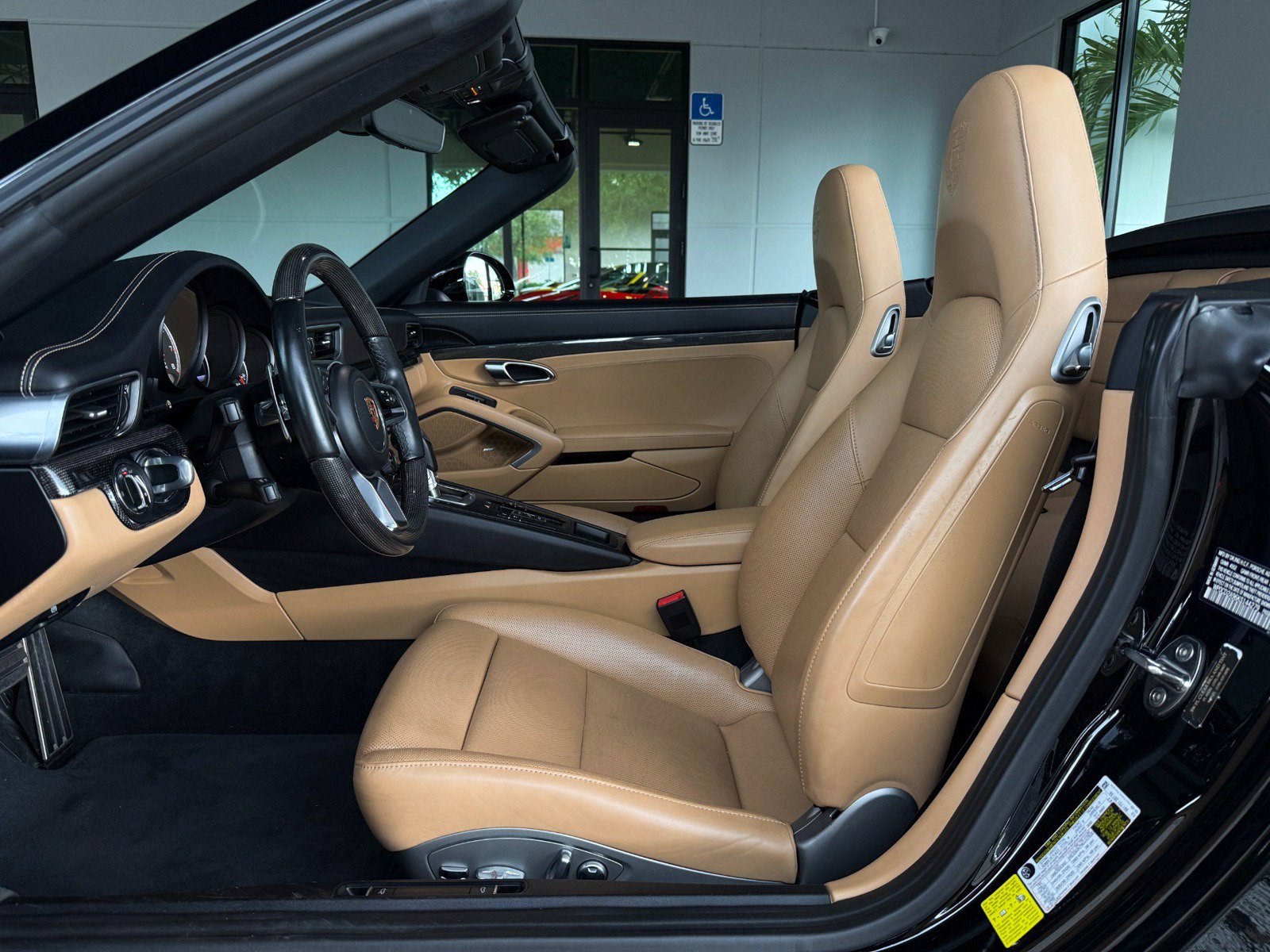 Used 2019 Porsche 911 4 Cabriolet AWD/4WD image 24