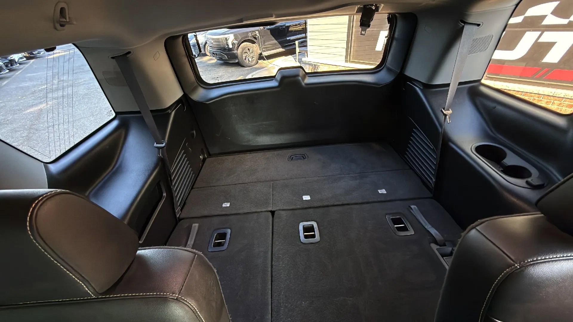 Used 2017 Chevrolet Tahoe LT AWD/4WD image 49