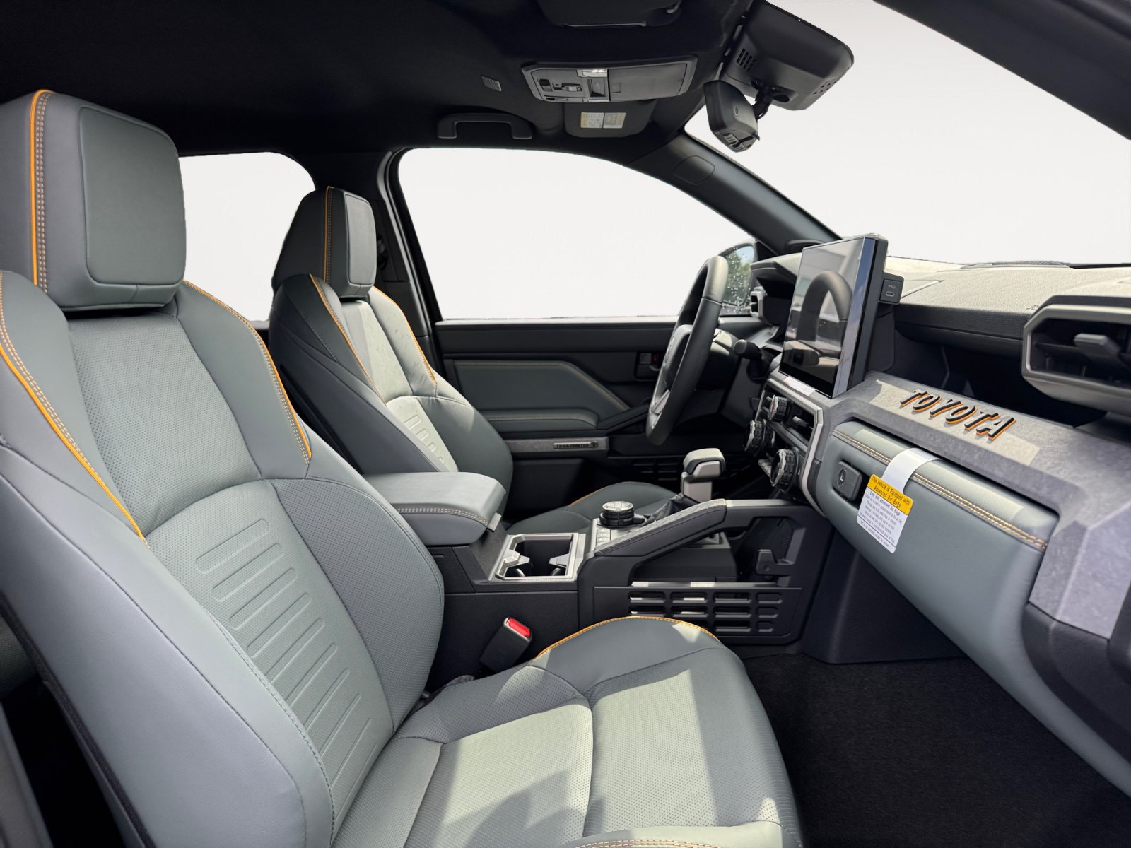 New 2026 Toyota 4Runner Trailhunter AWD/4WD image 18