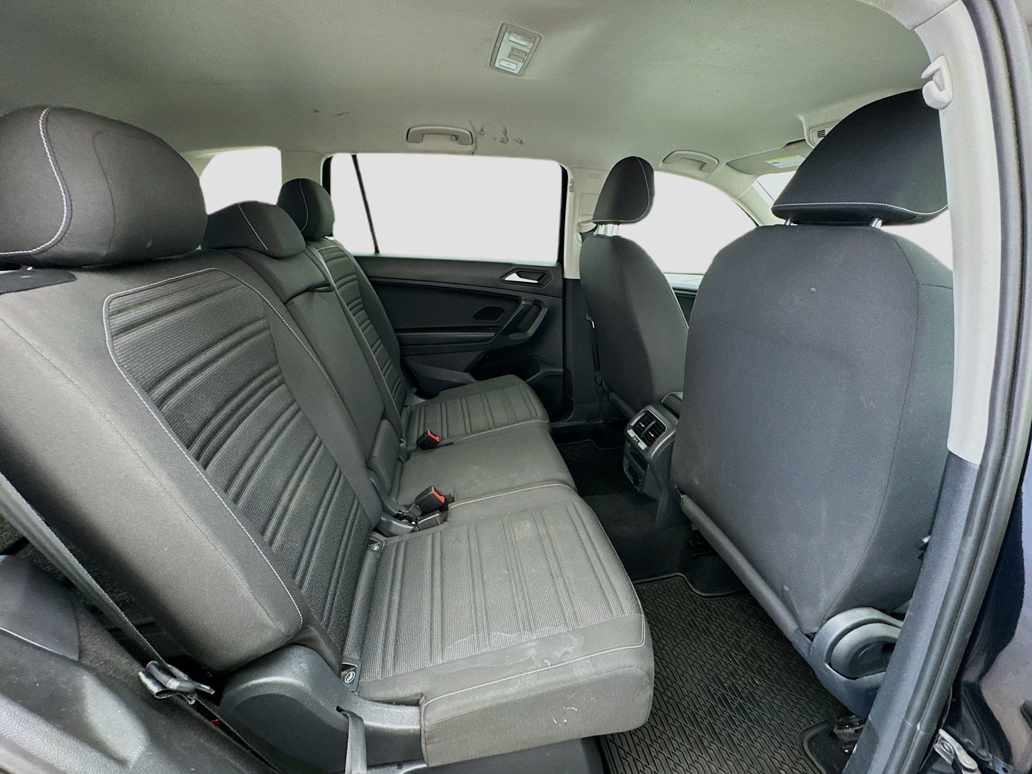 Used 2022 Volkswagen Tiguan S FWD image 18