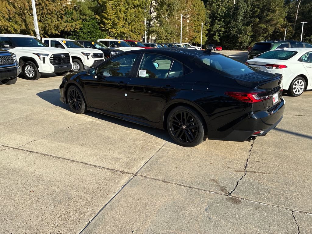 New 2026 Toyota Camry SE image 3