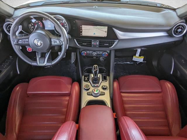 Used 2023 Alfa Romeo Giulia Veloce RWD image 19