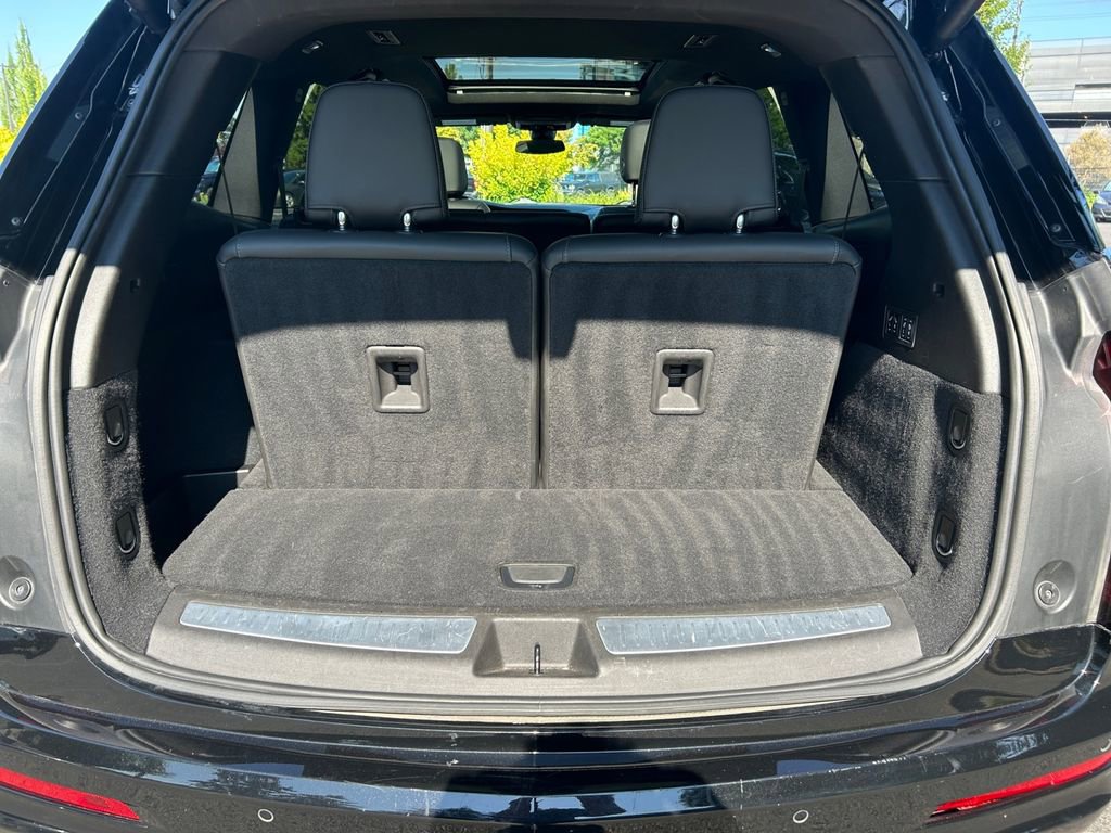 Used 2024 Cadillac XT6 Premium Luxury image 25