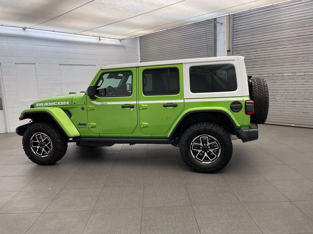 New 2026 Jeep Wrangler Unlimited Rubicon w/ Whitecap Package AWD/4WD image 5